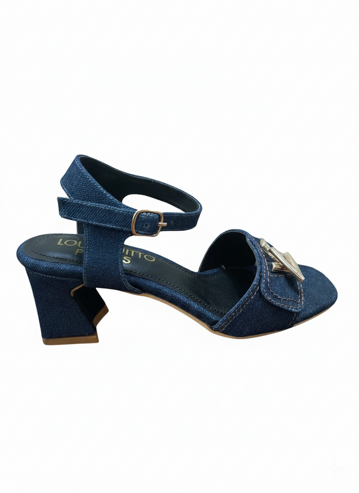 Shake Sandals