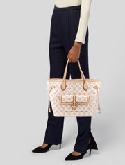 Latest LV Neverfull Tote Bag In Stock