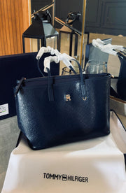 Tommy Hilfiger Large Monoplay leather Tote Bag with Detachable Inner laptop sleeve