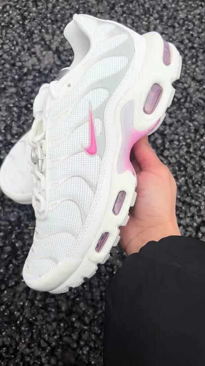 Nike Airmax Tn Summit White Pink ❤️