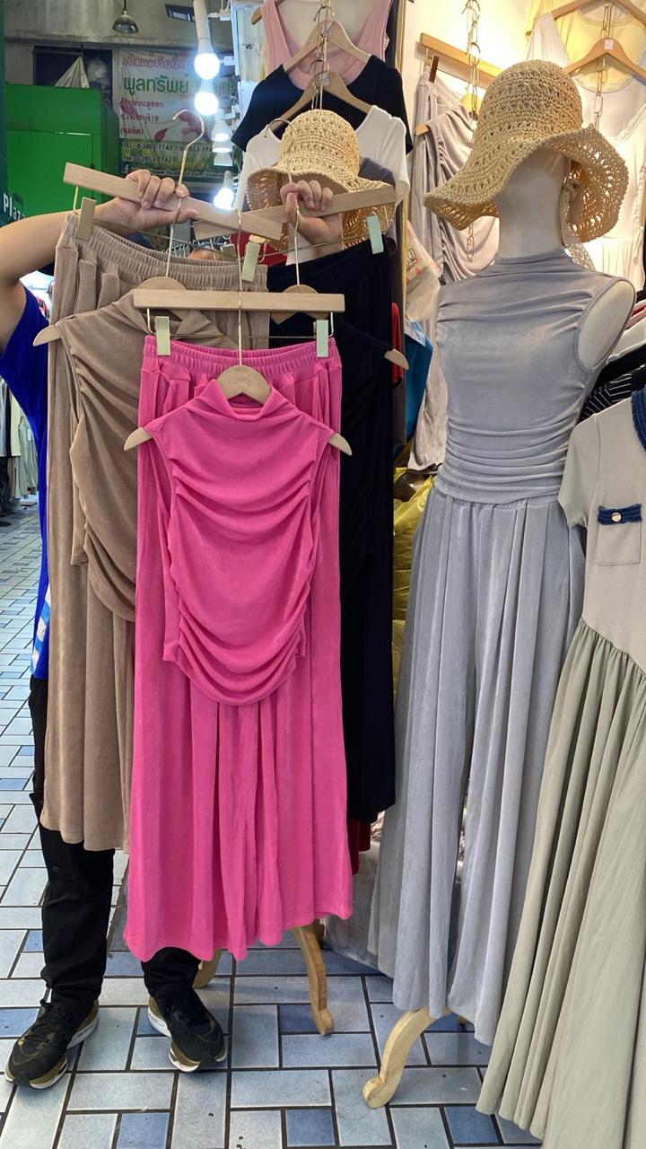 Women’s Ruched Maxi Dress with Sleeveless Design