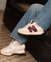 New Balance 327 Moonbeam Maroon❤️
