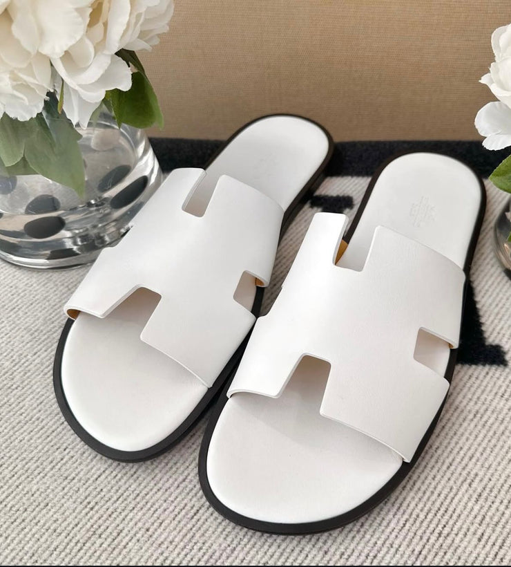 HERMES ORAN FLATS FOR MEN - WHITE