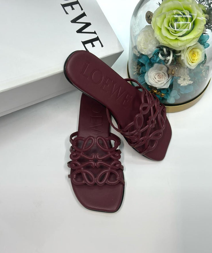 LOEWE Petal Anagram slides