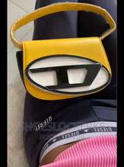 Elegant Evening Crossbody Bag – Women’s Leather Saddle Purse