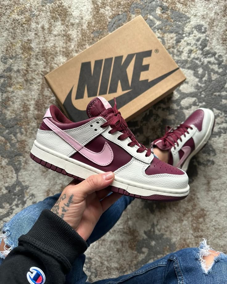 Nike Men's Dunk Low Retro PRM Valentine's Day