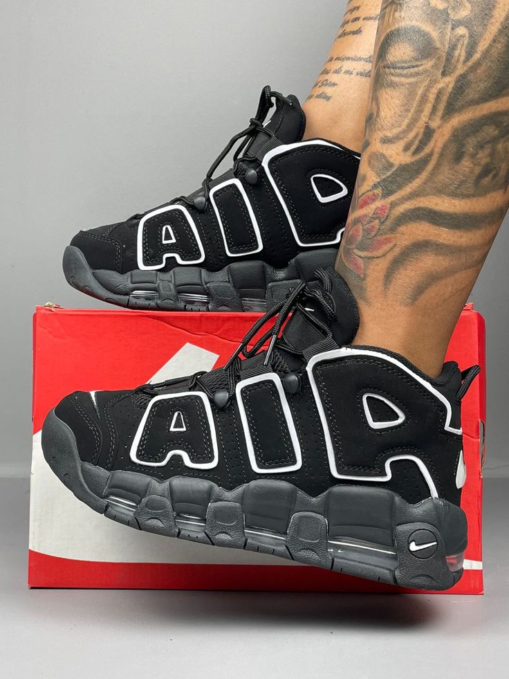 Nike Air More Uptempo black
