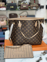 LOUIS VUITTON TOTE WITH POUCH
