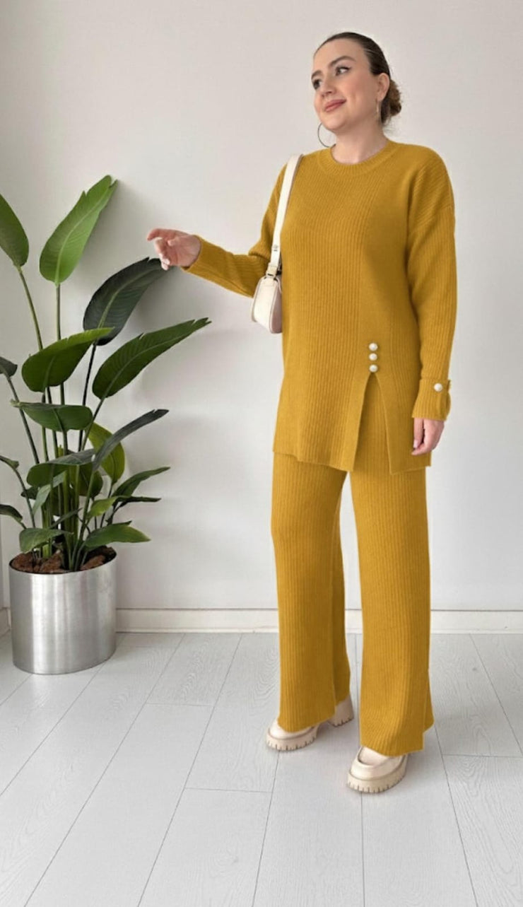 Buttoned heavy wool coord set