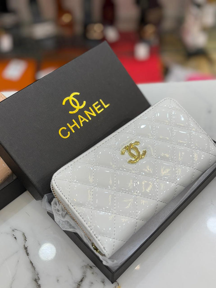 CHANEL LUXURY ZIPPER WALLET