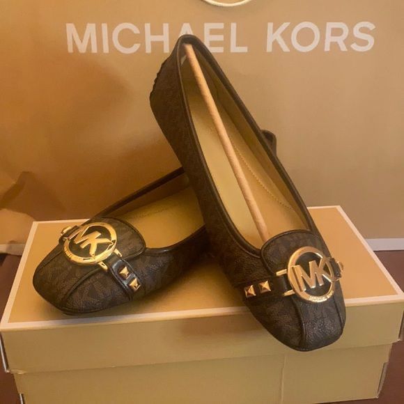 MK Bellarinas