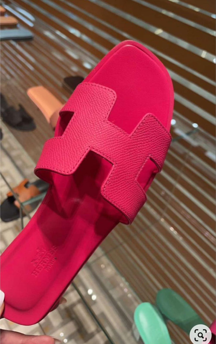 Hermes Oran Flats