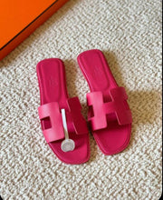 Hermes Oran Flats