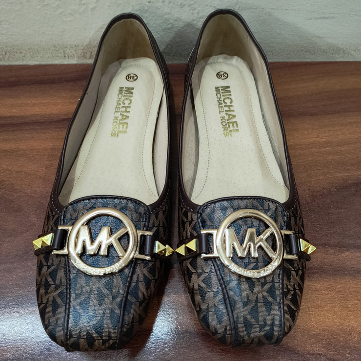 MK Bellarinas