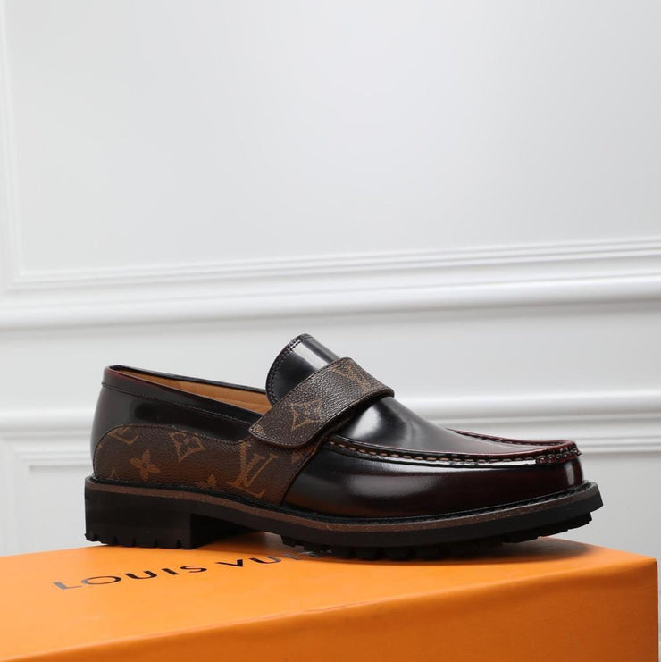 LOUIS VUITTON Loafers