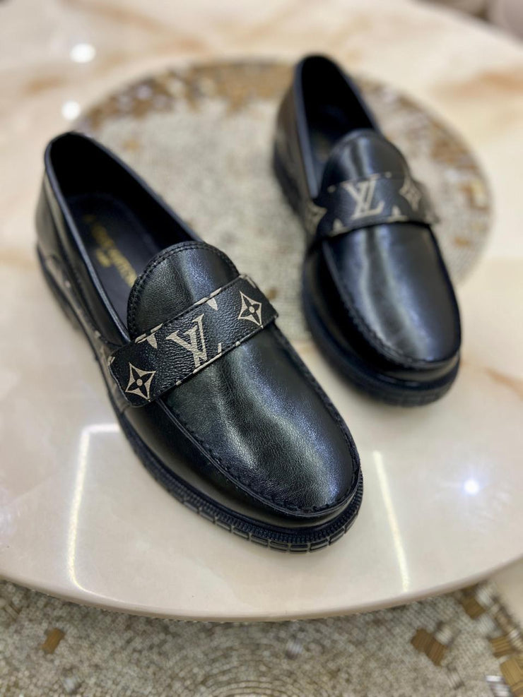LOUIS VUITTON Loafers